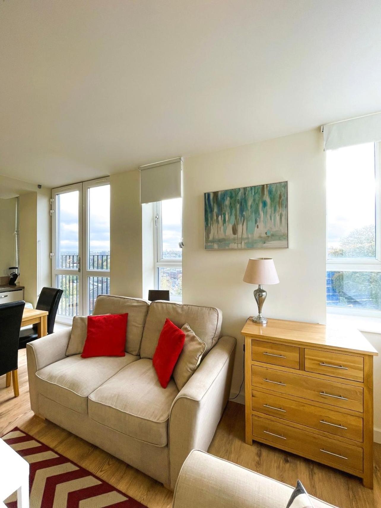 Maidstone Heights By Kasar Stays Exterior photo