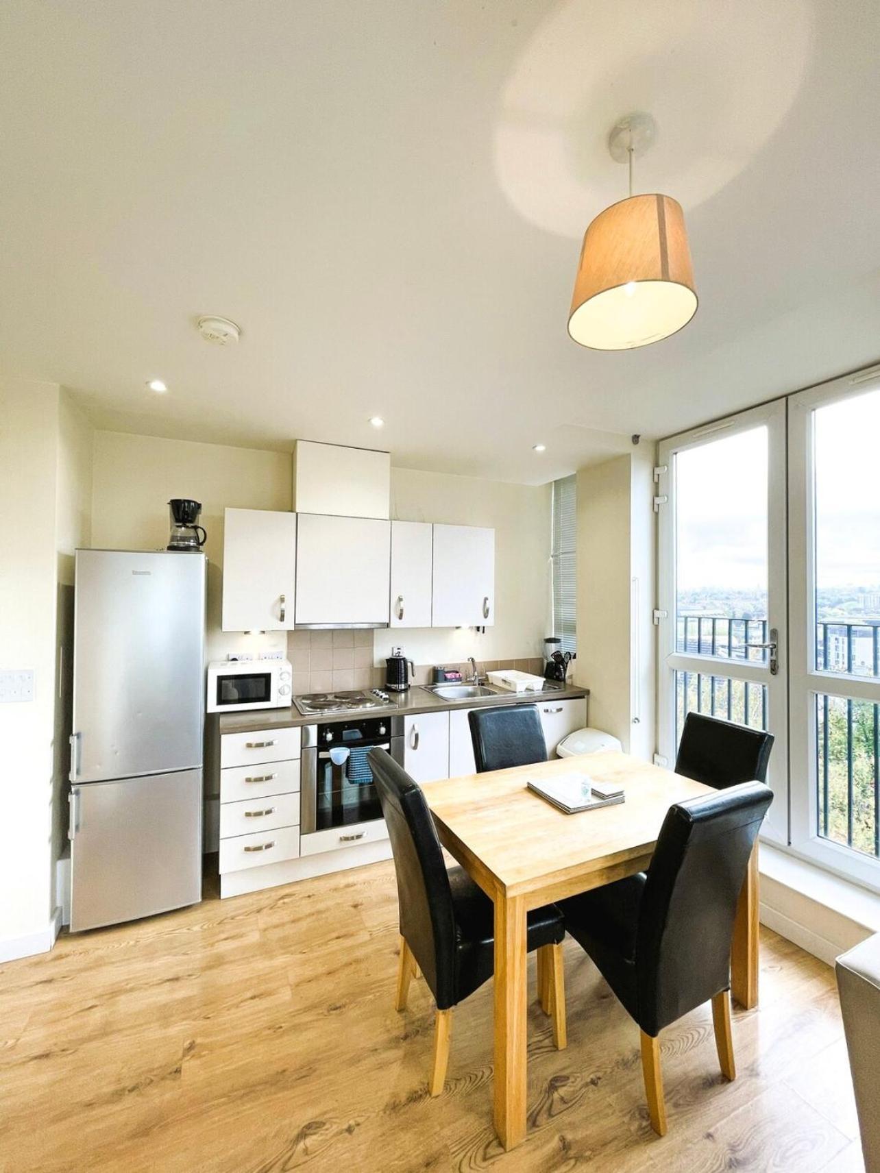 Maidstone Heights By Kasar Stays Exterior photo